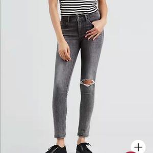 Levis 711 Skinny Jean